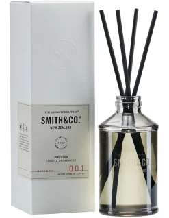 Best Pirce 👏 The Aromatherapy Company Smith & Co Tabac & Cedarwood Diffuser 250ml 🥰