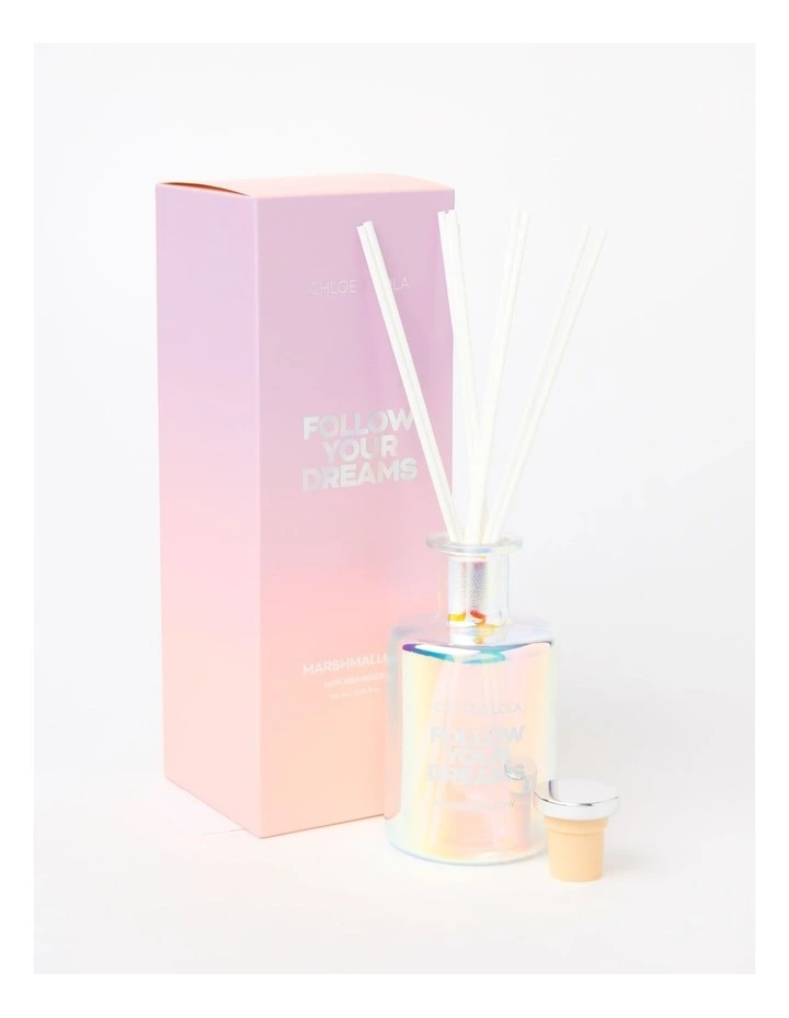 Discount β¨ Chloe & Lola Follow Your Dreams Marshmallow Parfait Diffuser π